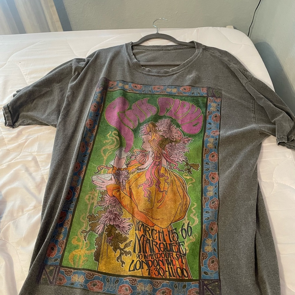 Urban outfitters social T project tee